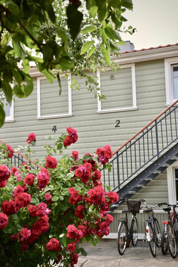 Alice Backyard-Holiday Home And Spa Pärnu Exterior photo